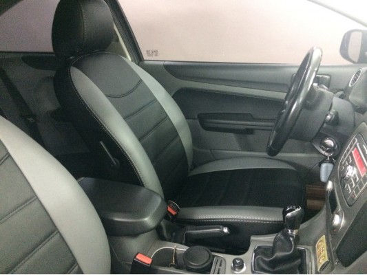 Авточехлы на Ford Focus 2 Coupe Авточехлы на Ford Focus 2 Coupe