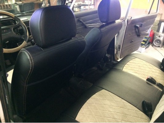 Авточехлы на Lada ВАЗ 2105 Авточехлы на Lada ВАЗ 2105