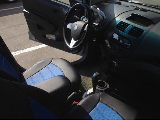 Авточехлы на Ravon R2