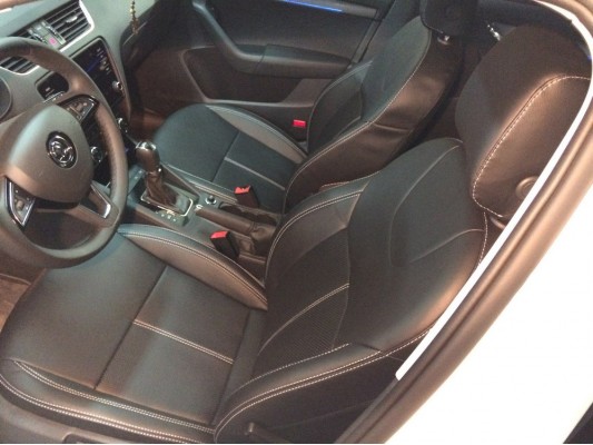 Каркасные авточехлы на Skoda Octavia A7 FL Каркасные авточехлы на Skoda Octavia A7 FL