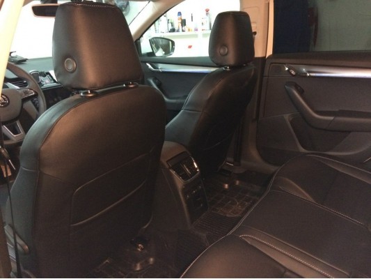 Каркасные авточехлы на Skoda Octavia A7 FL Каркасные авточехлы на Skoda Octavia A7 FL